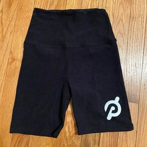 Beyond Yoga Peloton Space Dye bike shorts